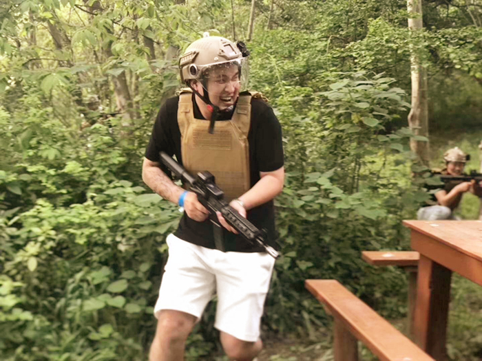 1558494346119464.jpg 牛仔度假村真人cs