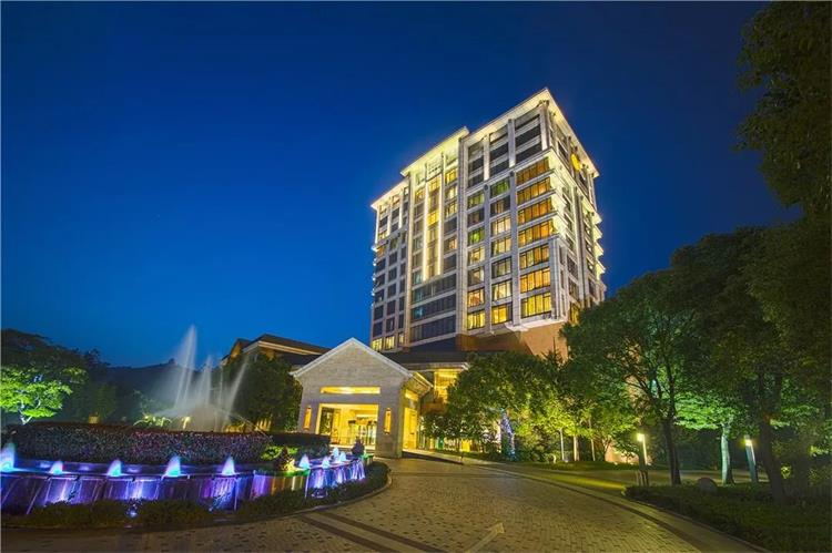 高爾夫球夜景 酒店夜景