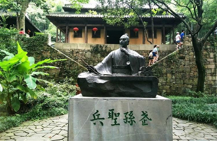 孫武像 孫武雕像