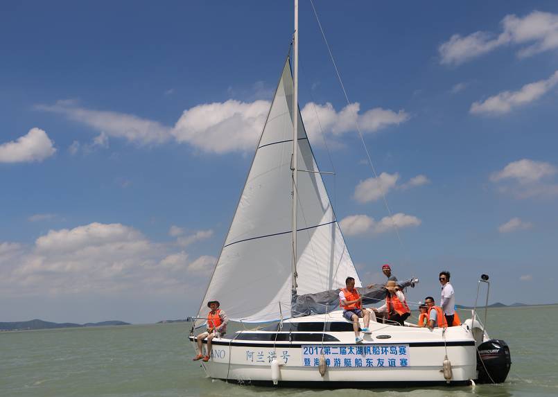 水上運(yùn)動(dòng) 太湖水上運(yùn)動(dòng)