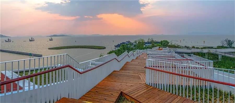 棧橋風(fēng)光 棧橋風(fēng)光