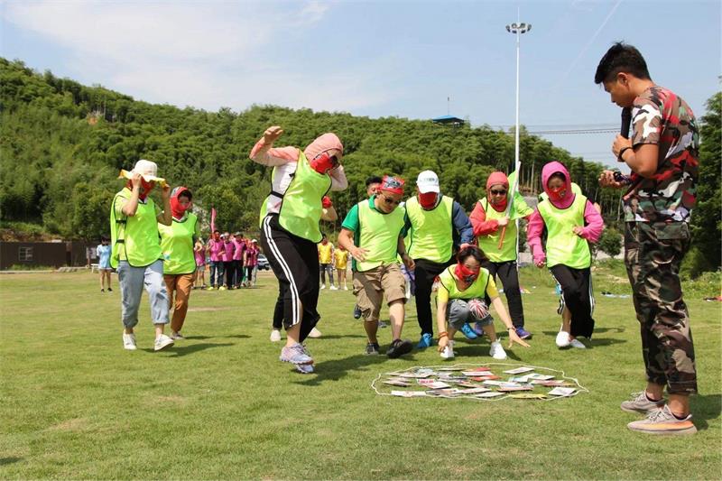 團(tuán)建場地預(yù)定 timg (1).jpg