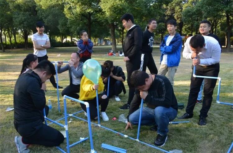 �����������F(tu��n)�����(d��ng)