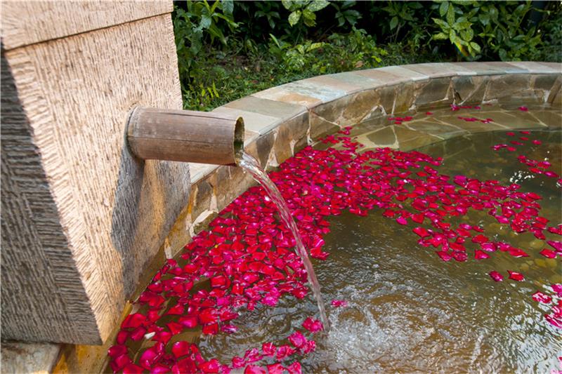 環(huán)秀曉筑度假酒店 旅游團(tuán)建活動