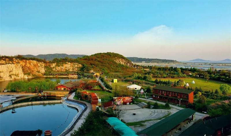 太湖團建基地 timg.jpg