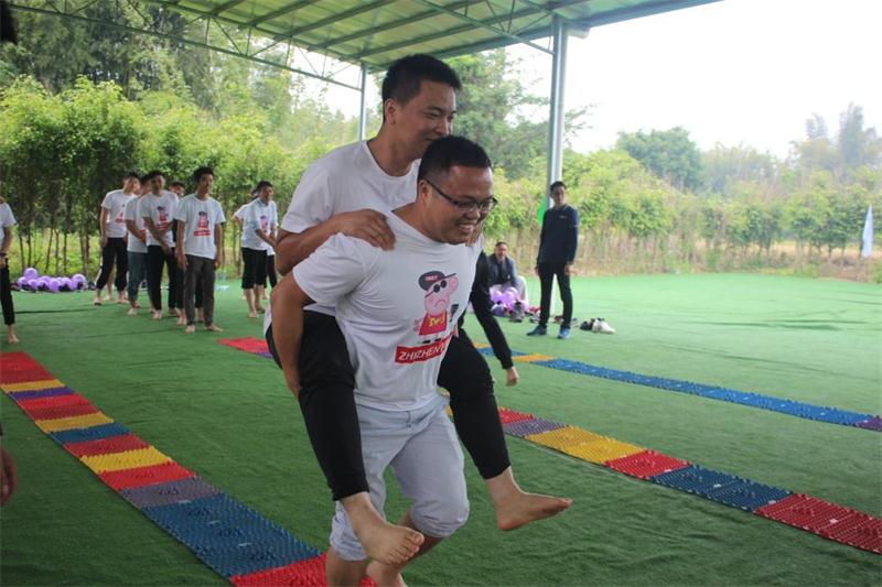 穹窿山旅游團(tuán)建 穹窿山旅游團(tuán)建.jpg