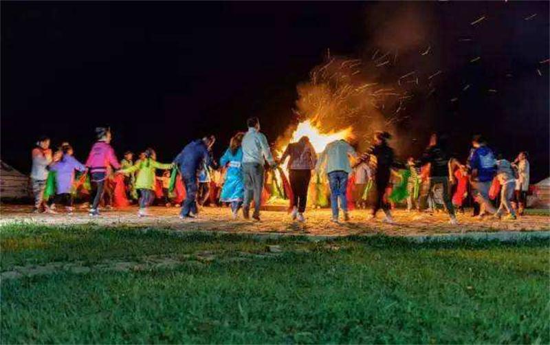 篝火晚會(huì)策劃 篝火晚會(huì).jpg