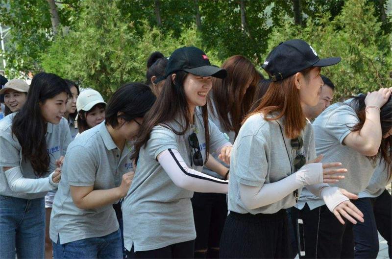 室內(nèi)團建活動 30人團建活動方案攻略