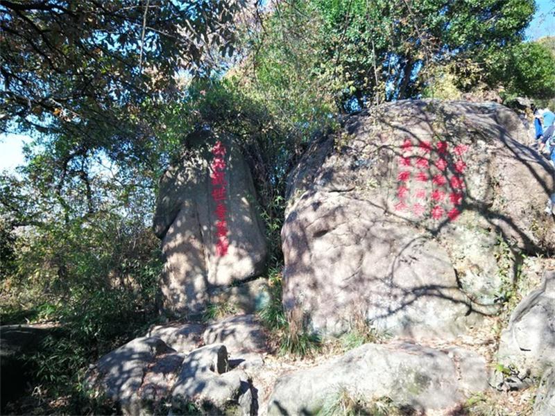 1604811193625811.jpg 靈巖山景區(qū).jpg