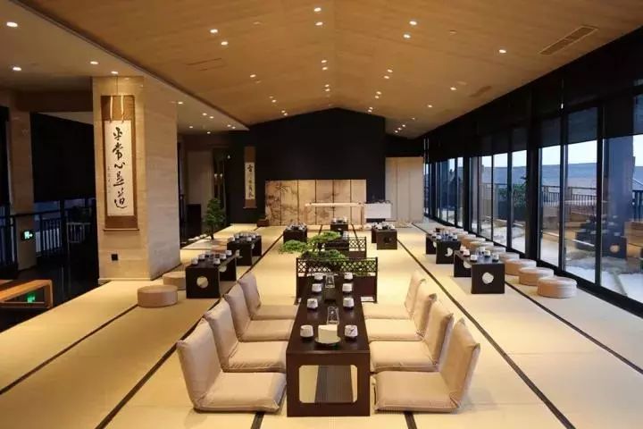 溫泉旅游季 溫泉旅游團(tuán)建活動(dòng)