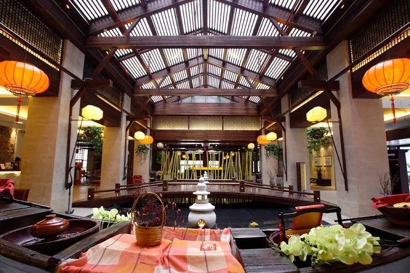 1604973573112790.jpg 溫泉旅游團(tuán)建.jpg