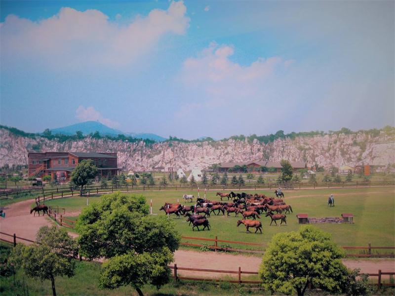 牛仔度假村團(tuán)建基地 太湖團(tuán)建基地