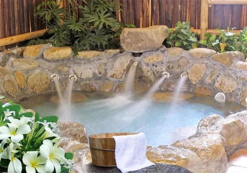 年會溫泉旅游團(tuán)建方案 年會場地