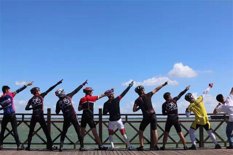 1609997736986890.jpg 專業(yè)的團建活動