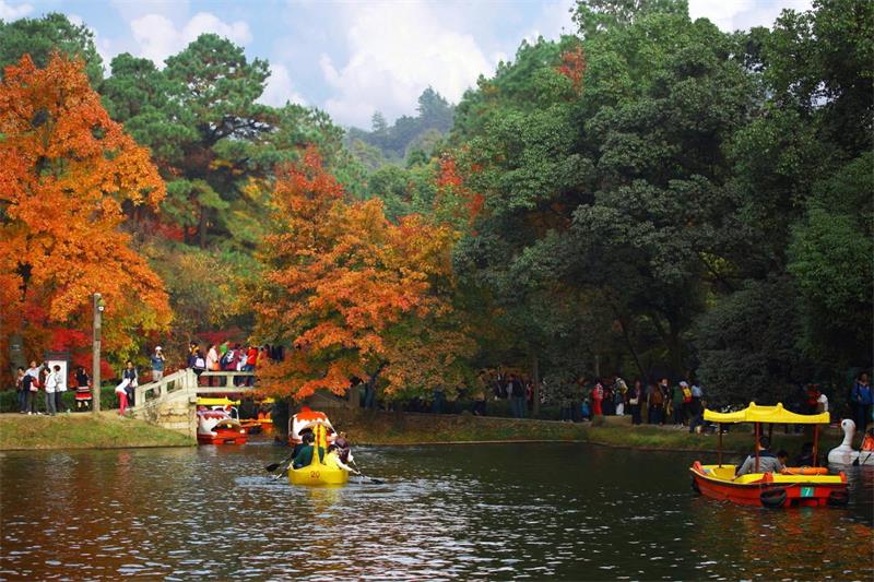 1614922775735284.jpg 蘇州天平山旅游團(tuán)建.jpg