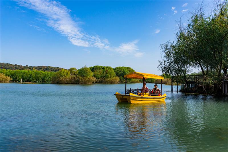 1623842076770053.jpg 太湖旅游團(tuán)建.jpg