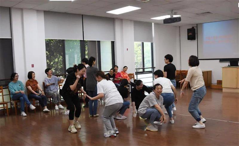 1630625130559111.jpg 護(hù)士旅游團(tuán)建策劃.jpg