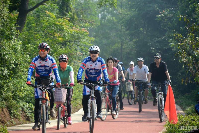 1630797013219548.jpg 秋季旅游團建方案.jpg